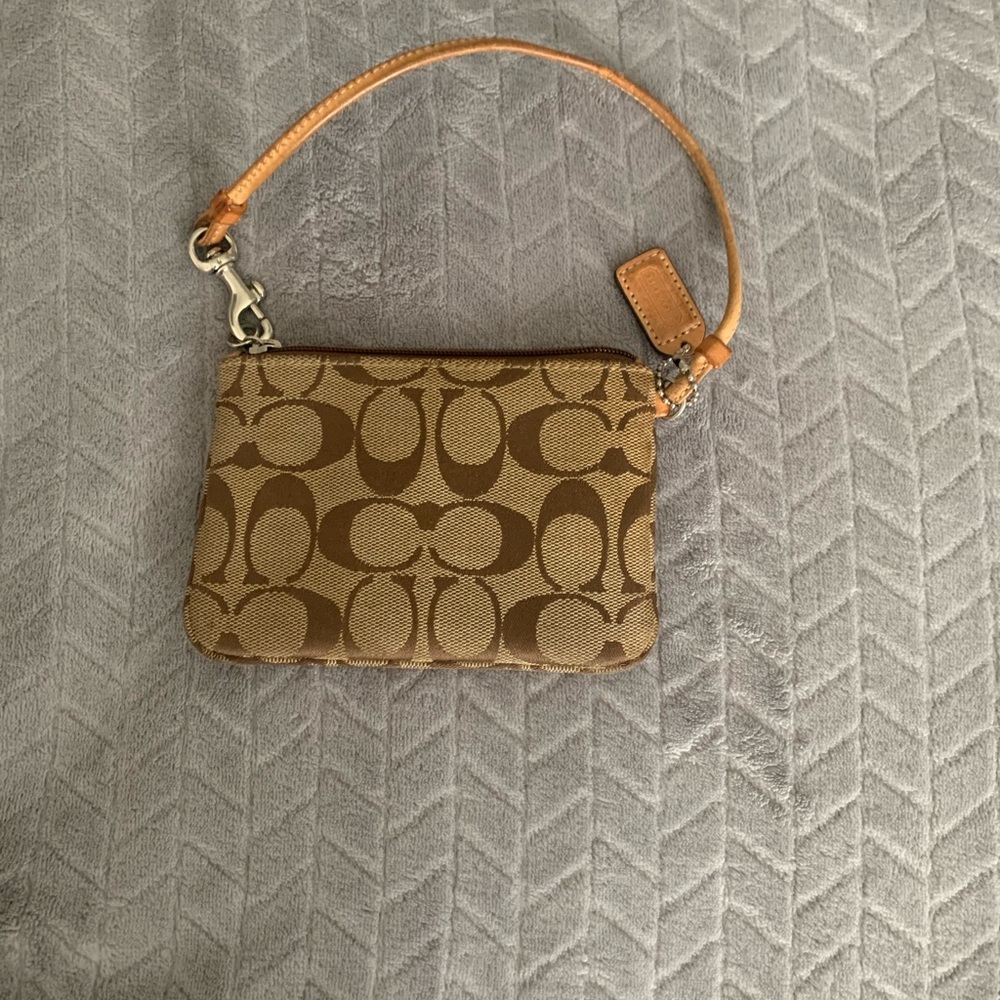 Coach Signature Wristlet Tan